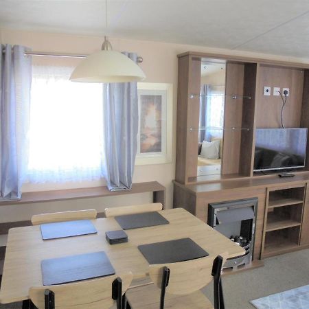 Kingfisher : Seabreeze:- 6 Berth, Enclosed Veranda, Close To Site Shop อินโกลด์เมลส์ ภายนอก รูปภาพ